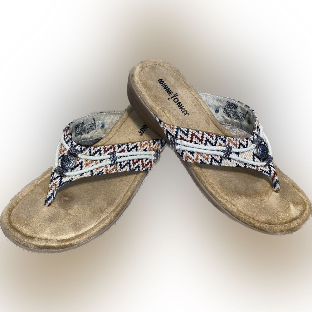 Minnetonka Silverbay Multicolor Aztec Thong Sandals Women’s Size 9 5909288